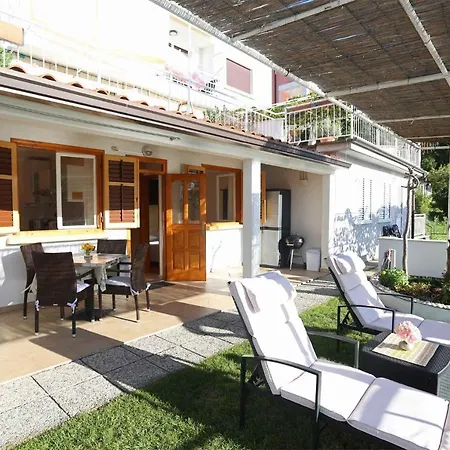 In 16930 Apartment Rabac